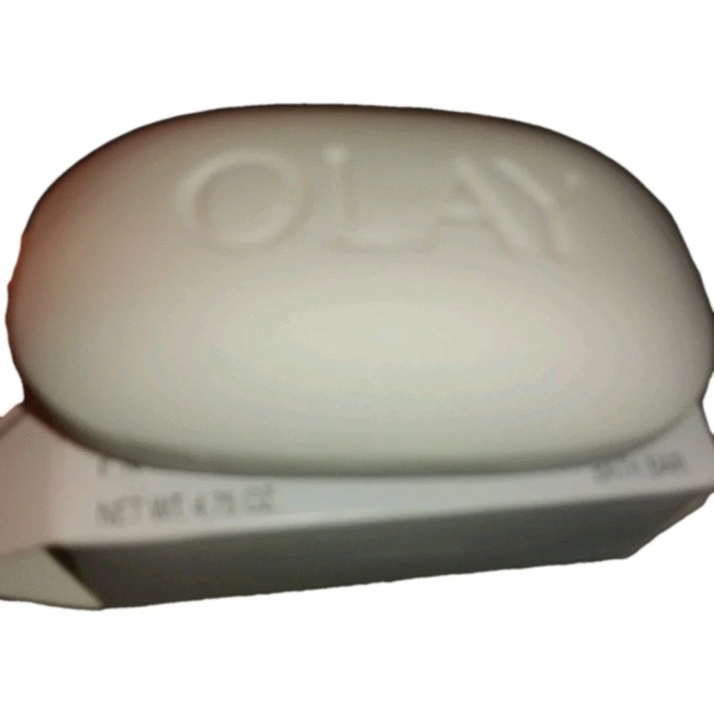 Vtg Oil of Olay Soap White Bath‎ Bar ladies 4.75 oz NOS Prop 1990 New Open Box